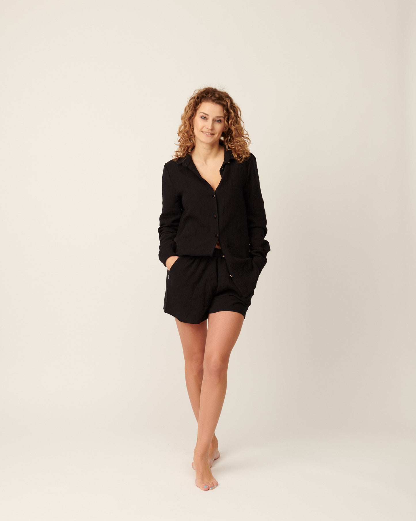 Black shirt